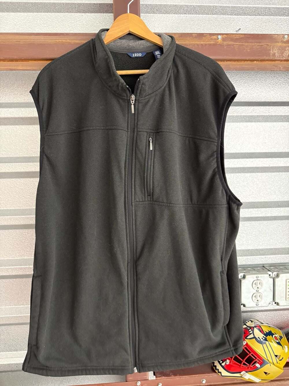 IZOD Men's Fleece-Lined Softshell Full-Zip Vest, Black, Size 2XLT